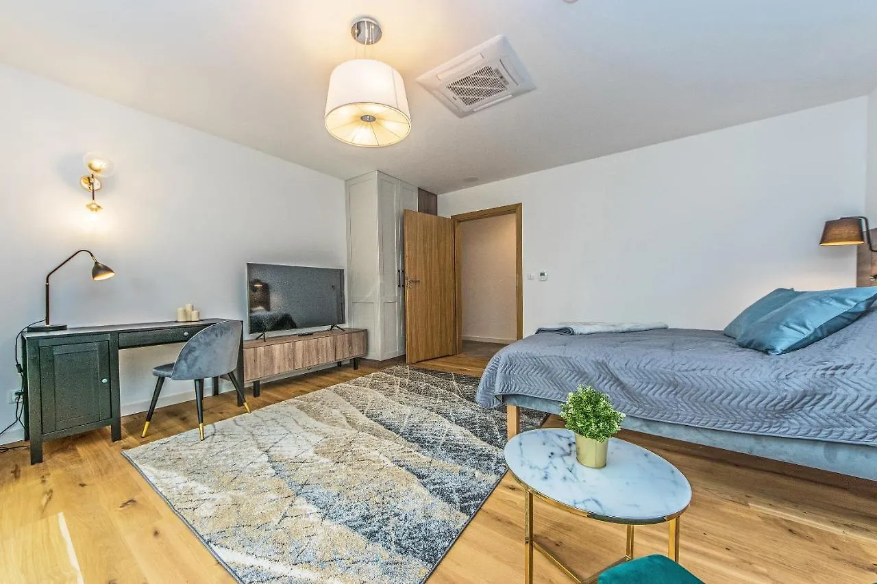 Bh Properties, Apartamenty Teatr Wybrzeze Srodmiescie Gdansk Poland